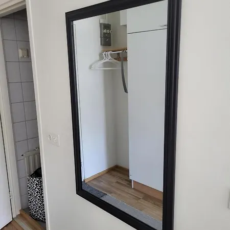 - Easy Check-in, Free Wifi & Parking Appartamento