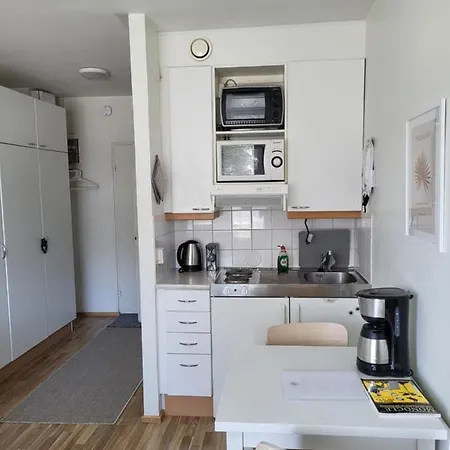 Appartamento - Easy Check-in, Free Wifi & Parking